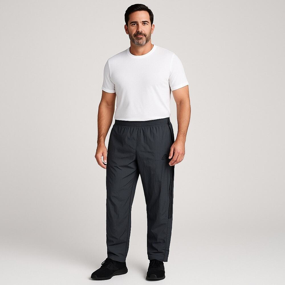 Adidas Men's Gray XL Track Pants Joggers with Zippered Pockets & Ankle Cuffs